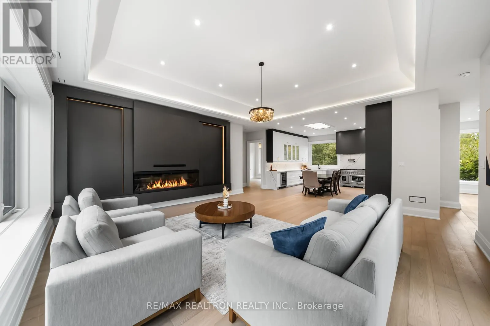 41 SPRUCEWOOD DRIVE