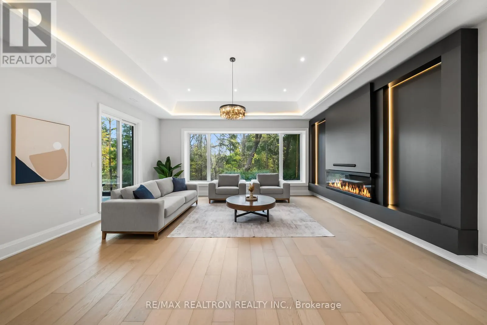 41 SPRUCEWOOD DRIVE