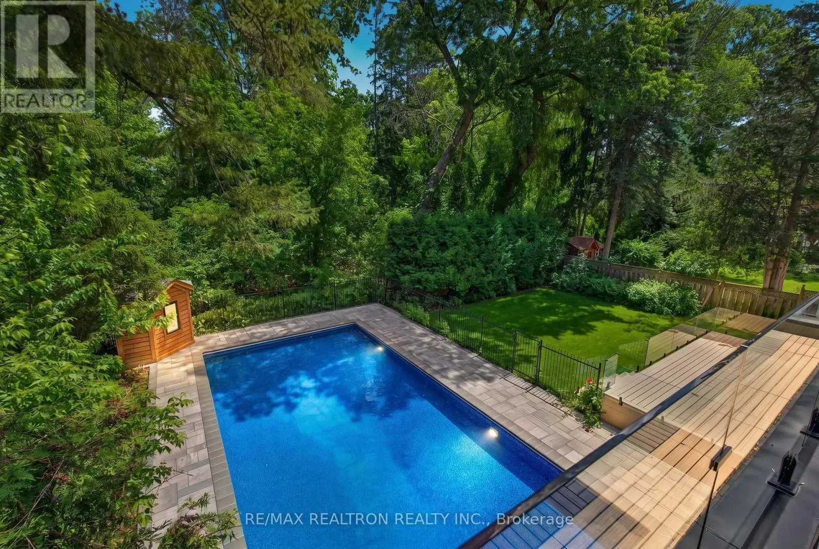 41 SPRUCEWOOD DRIVE