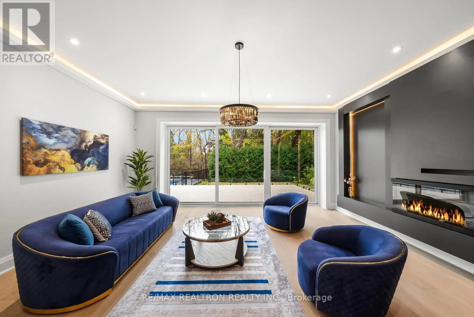 41 SPRUCEWOOD DRIVE