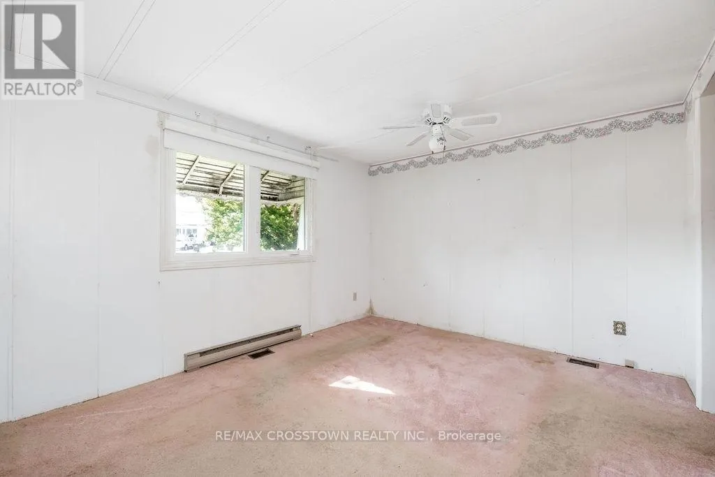 2 TAMARACK COURT