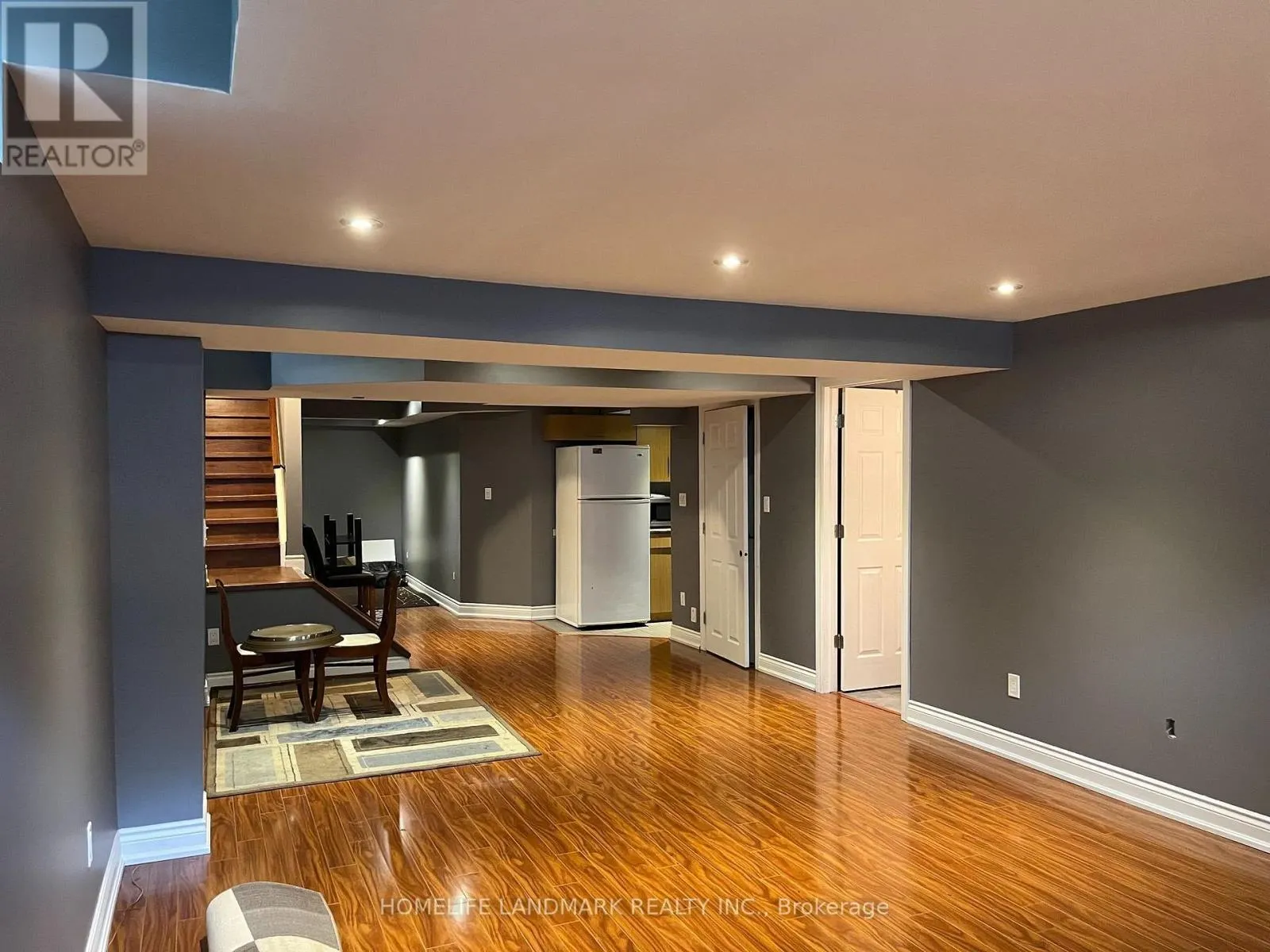 BASEMT - 294 IVY JAY CRESCENT