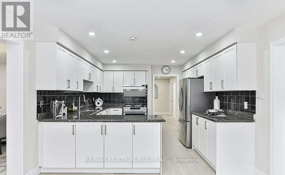 BSMT-ROOM 2 - 226 HIGHGLEN AVENUE