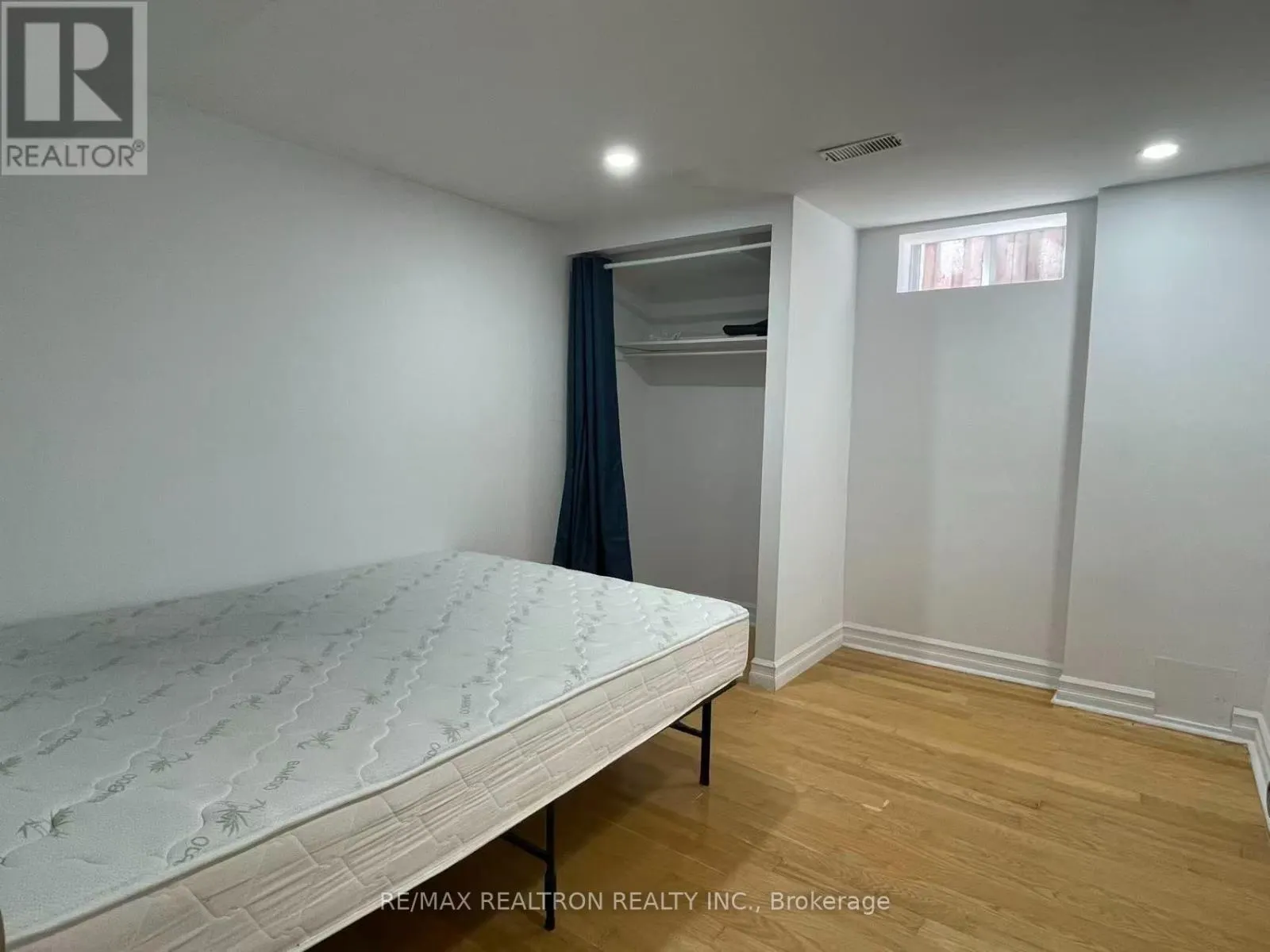 BSMT-ROOM 2 - 226 HIGHGLEN AVENUE