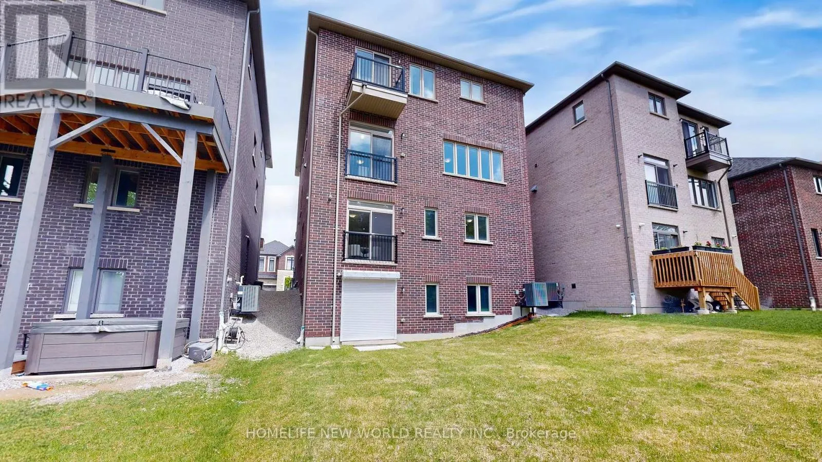 19 AHCHIE COURT