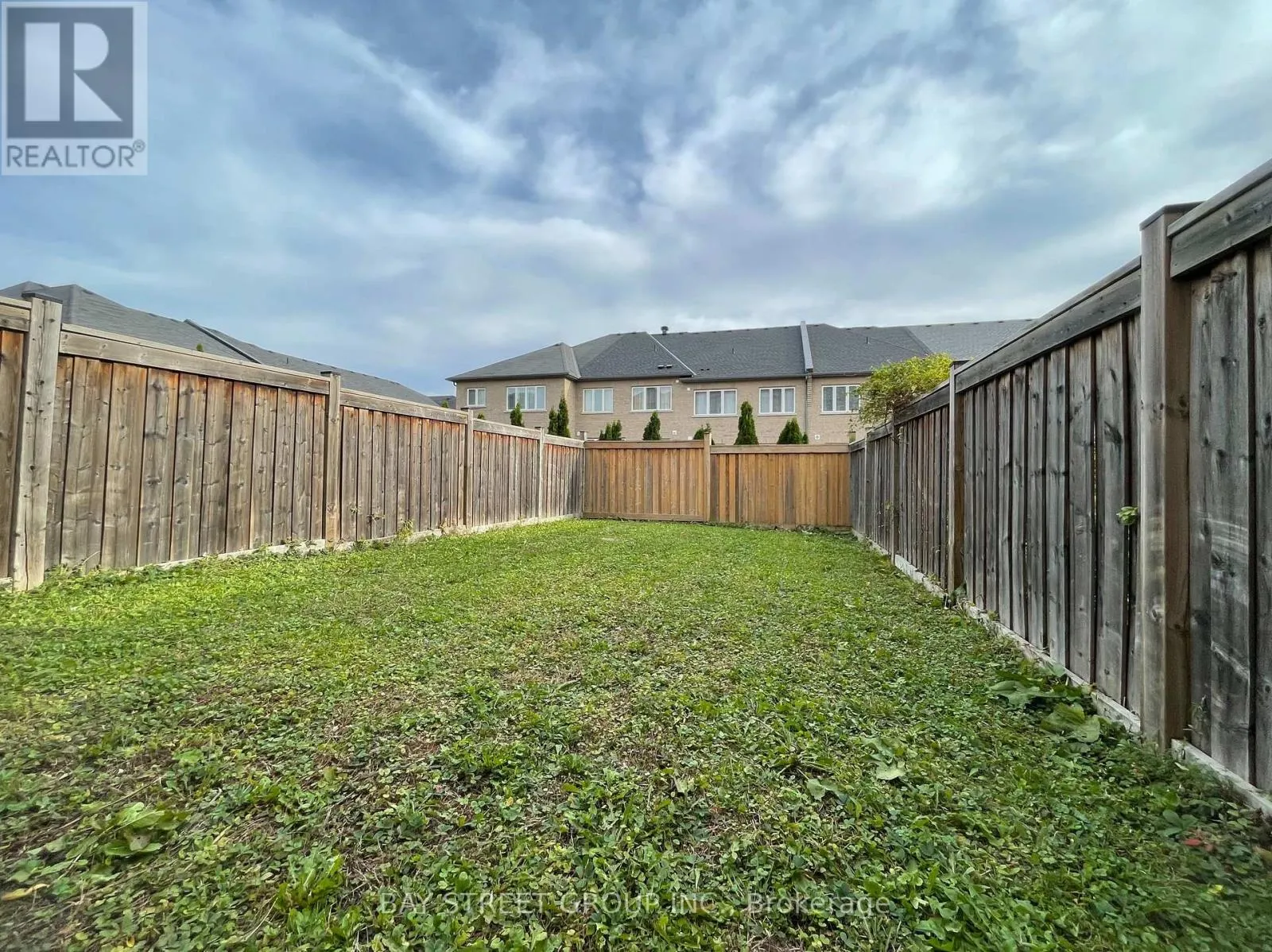 63 PORT ARTHUR CRESCENT
