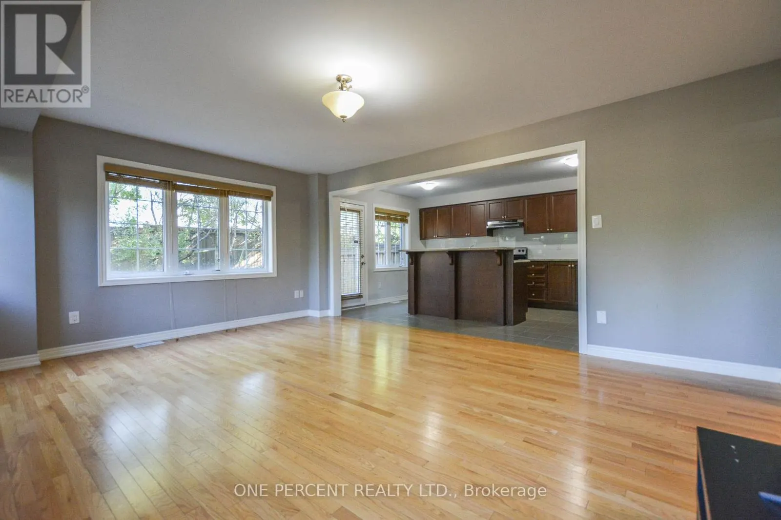 85 BENJAMIN HOOD CRESCENT