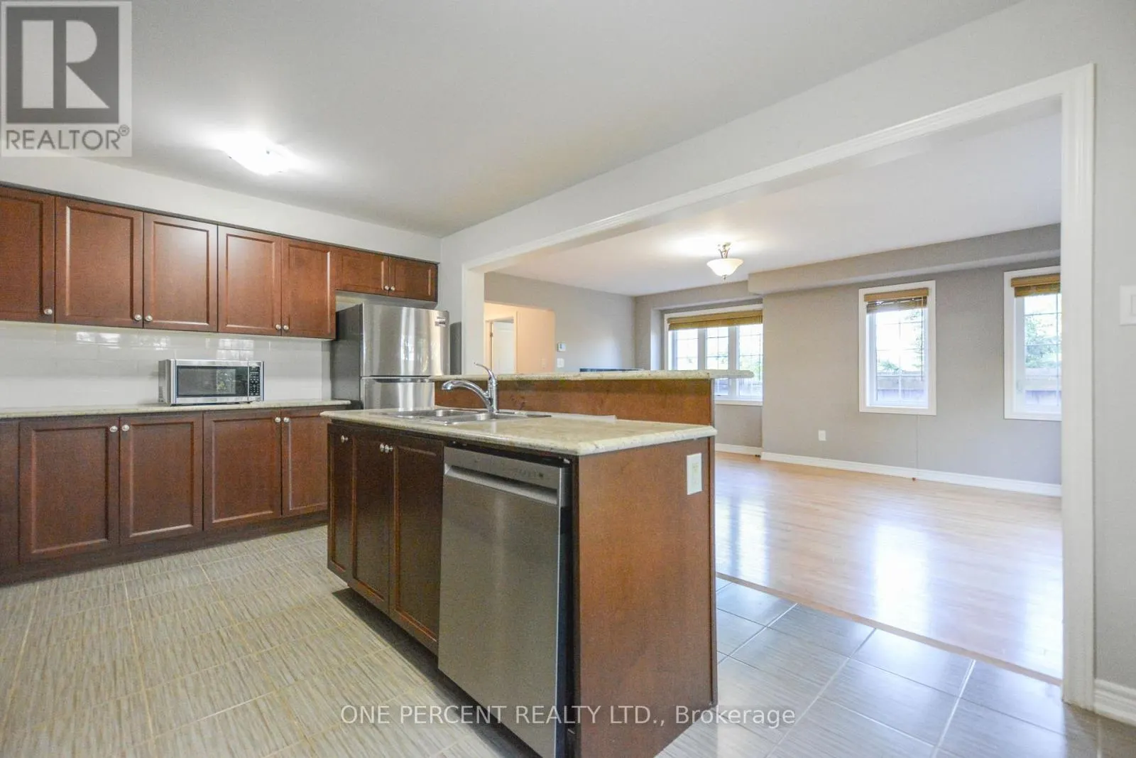 85 BENJAMIN HOOD CRESCENT