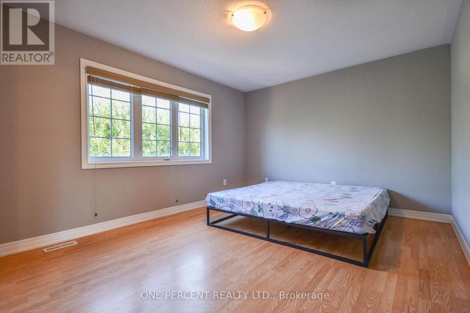 85 BENJAMIN HOOD CRESCENT