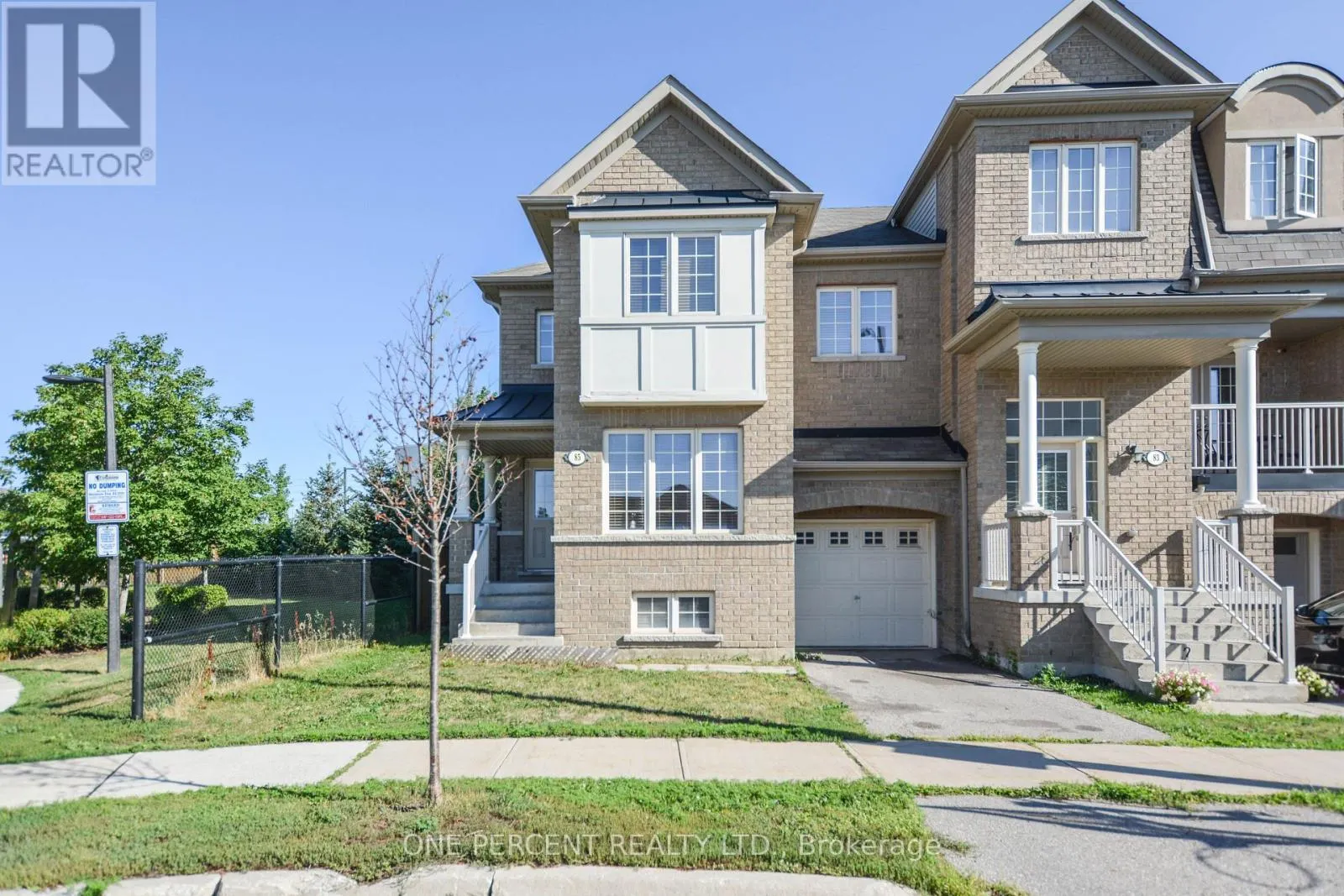 85 BENJAMIN HOOD CRESCENT