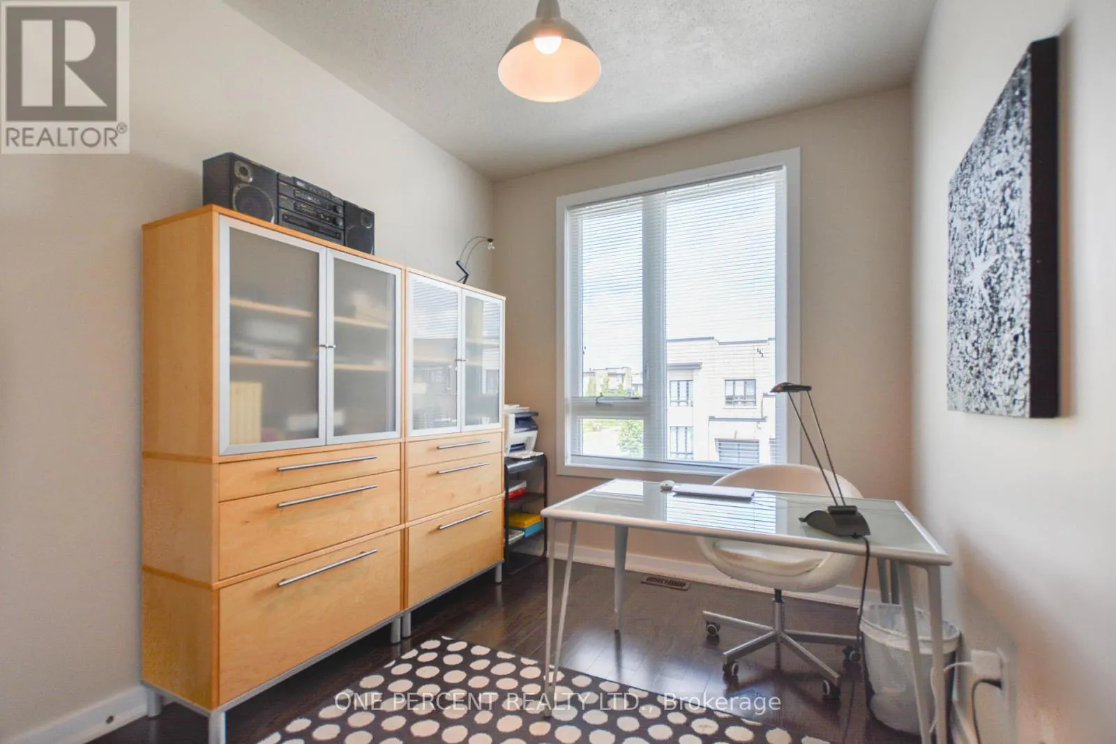 16 DENARIUS CRESCENT