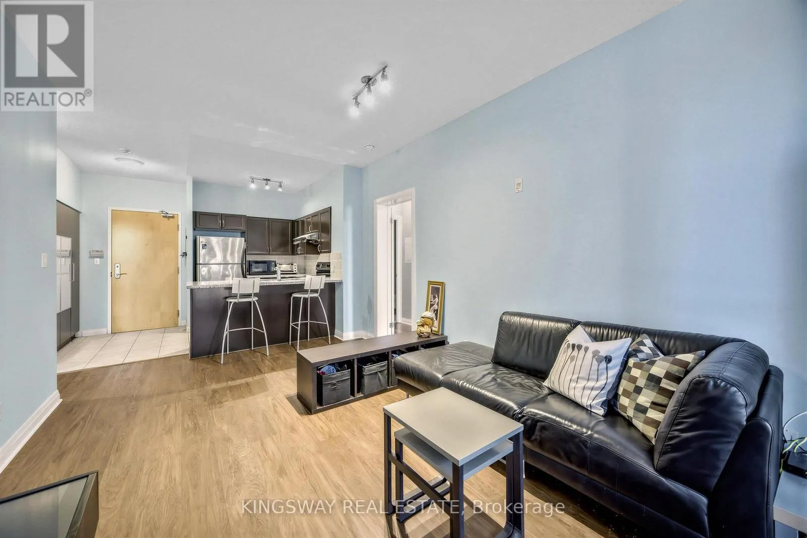117 - 7373 KENNEDY ROAD