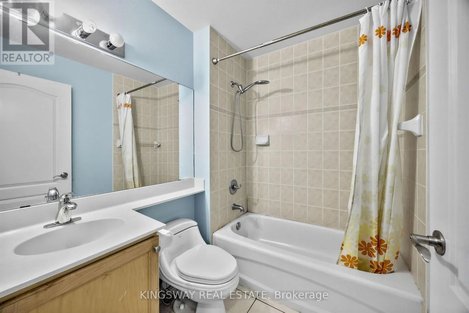 117 - 7373 KENNEDY ROAD