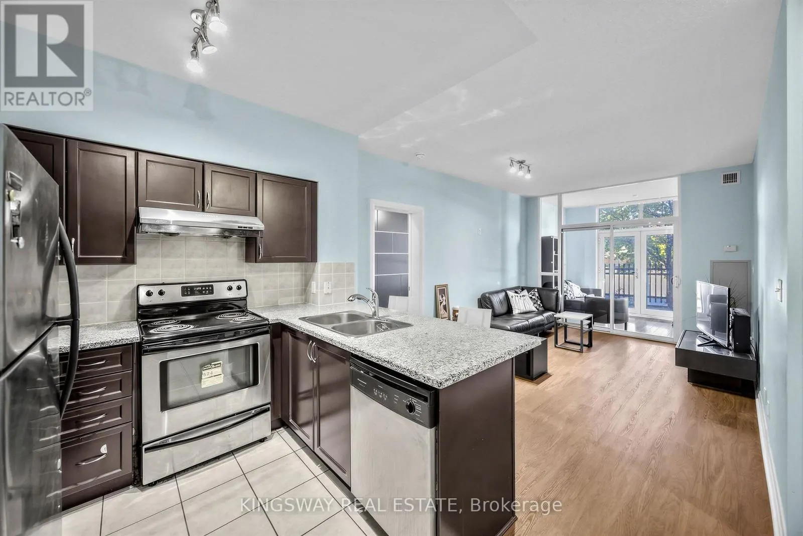 117 - 7373 KENNEDY ROAD