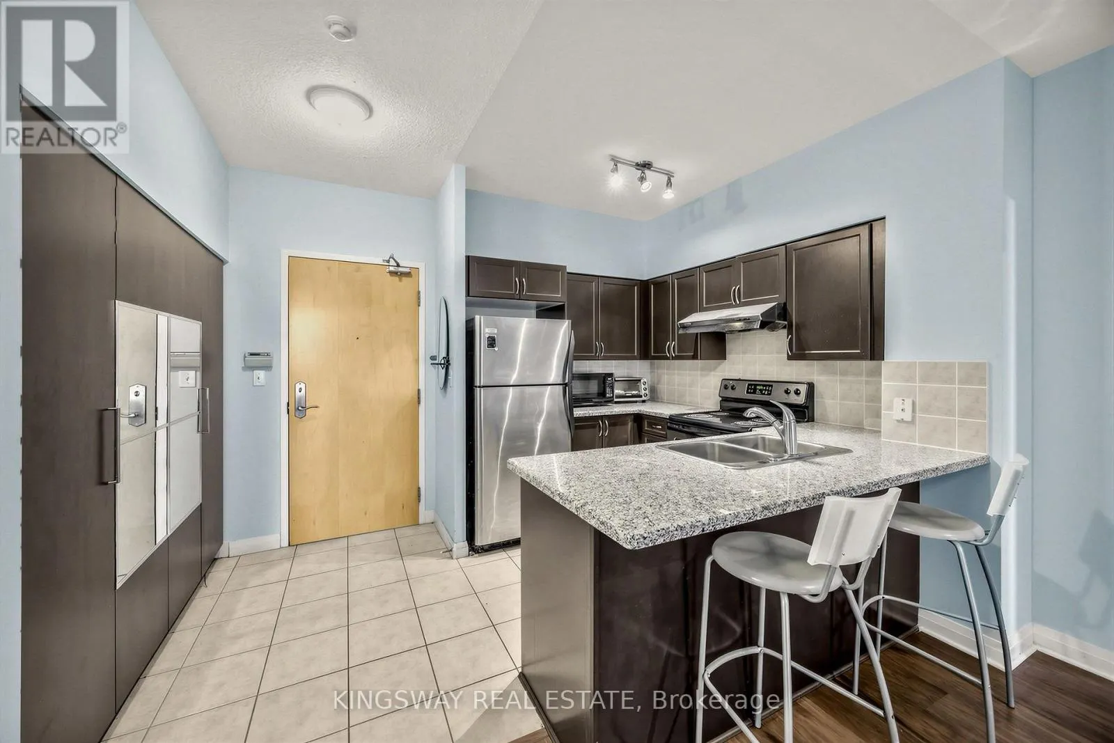 117 - 7373 KENNEDY ROAD