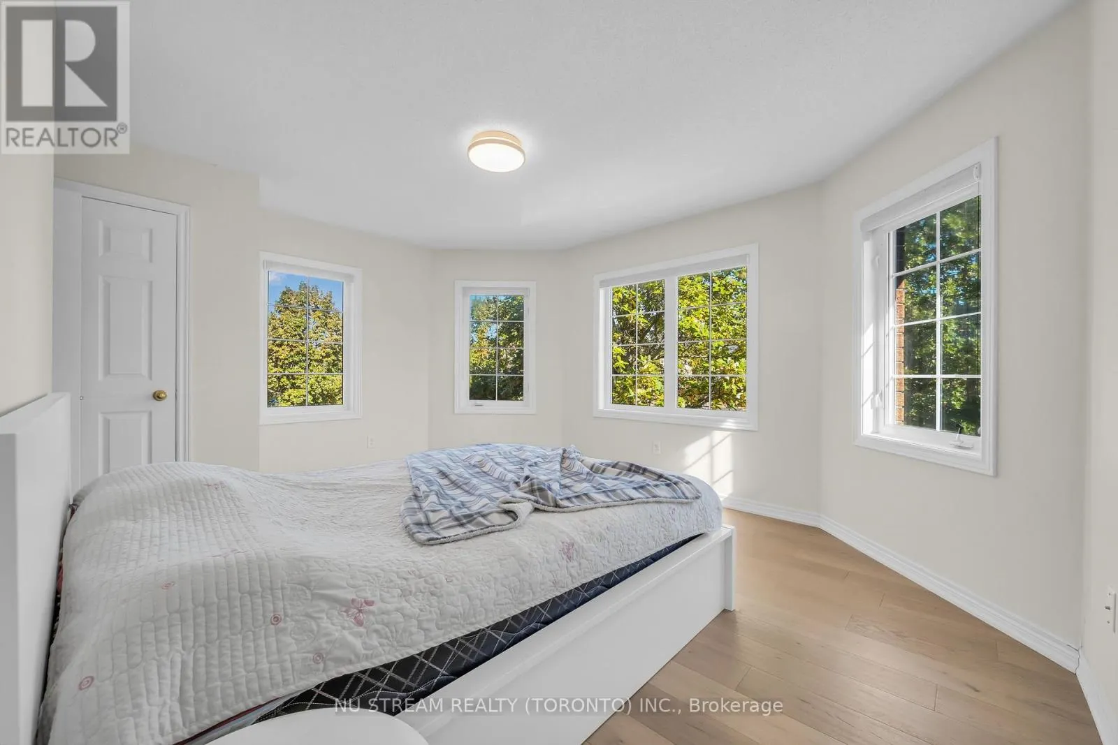 30 PINECREST STREET