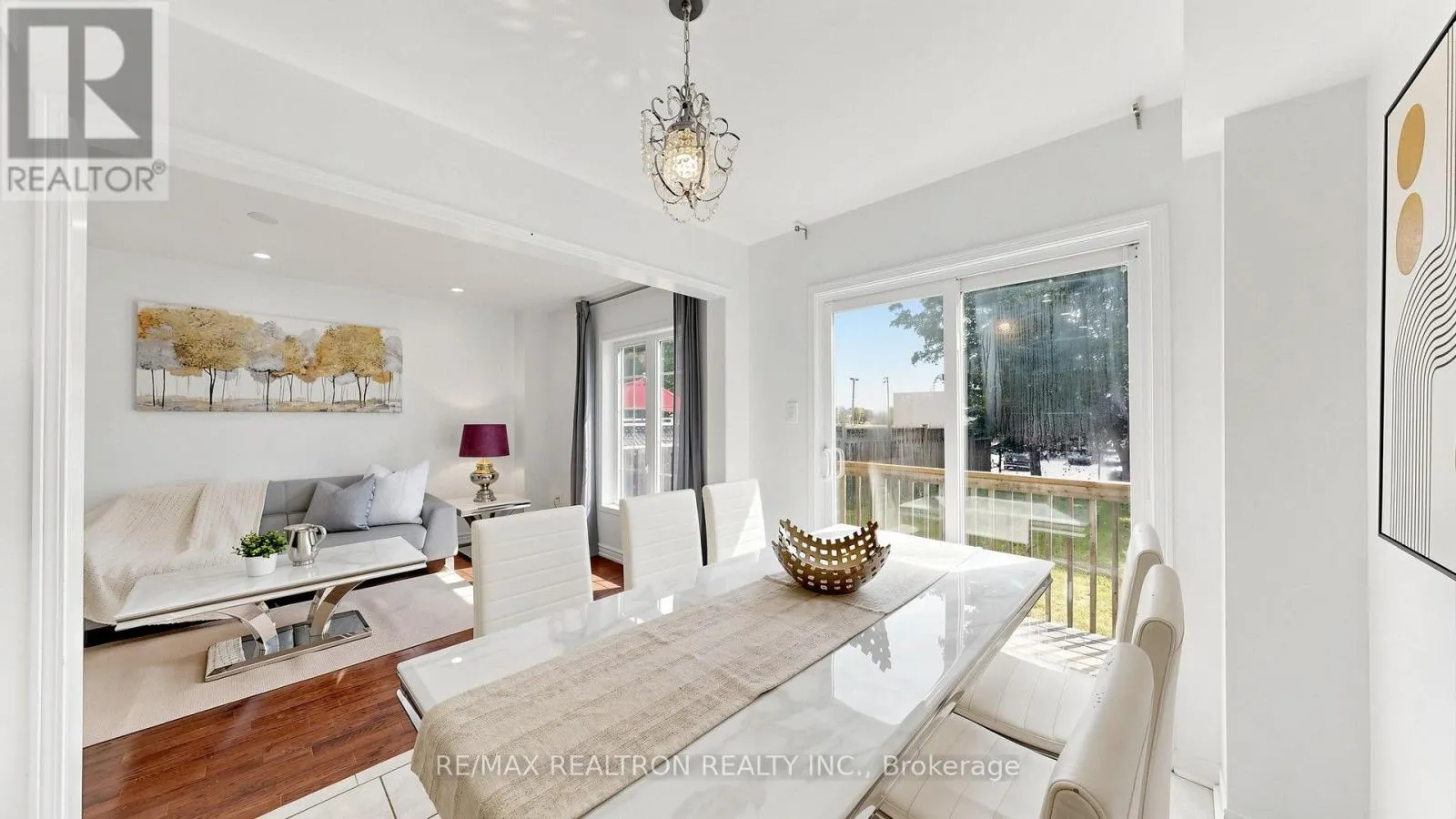 88 BANBROOKE CRESCENT