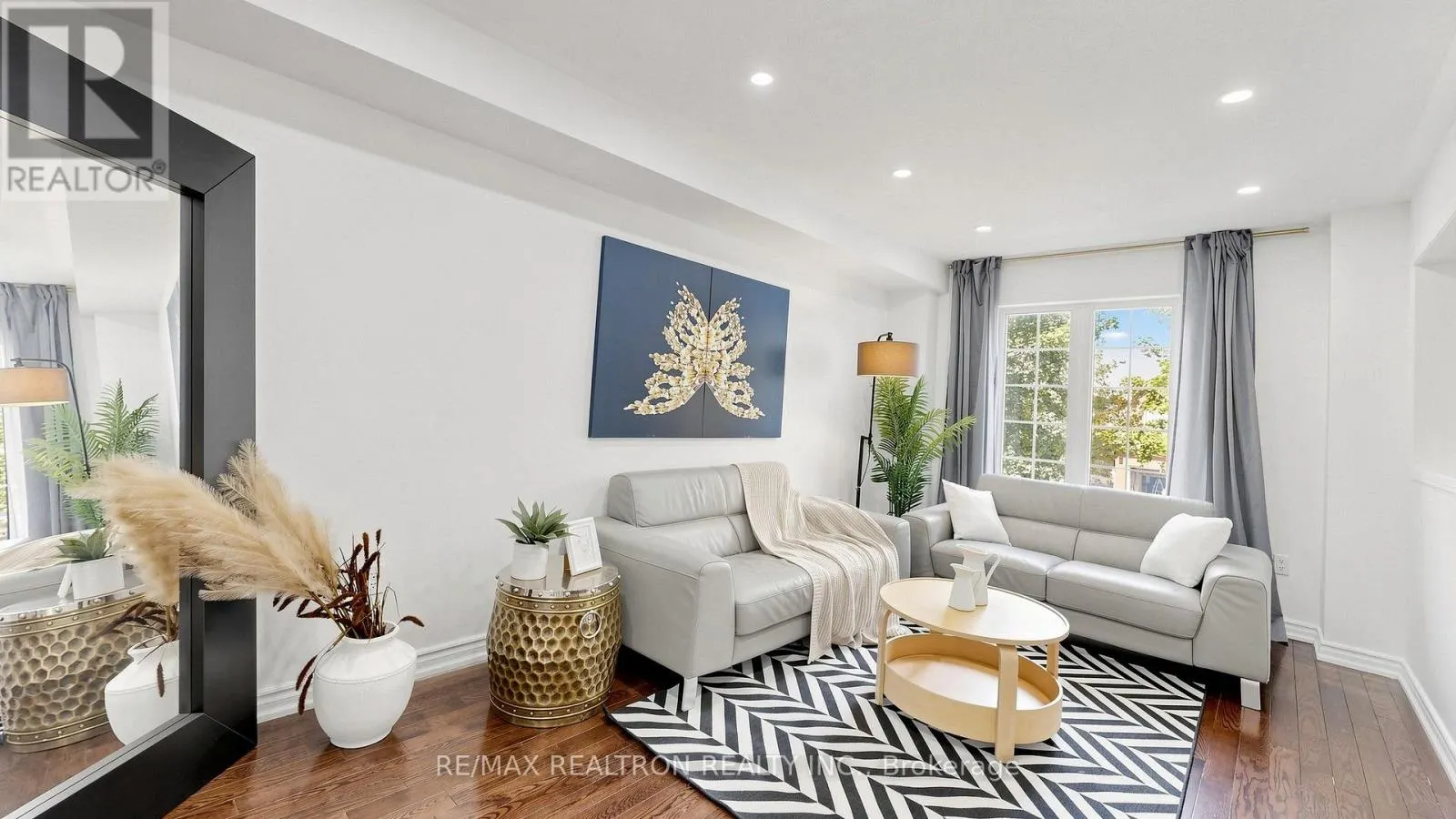88 BANBROOKE CRESCENT