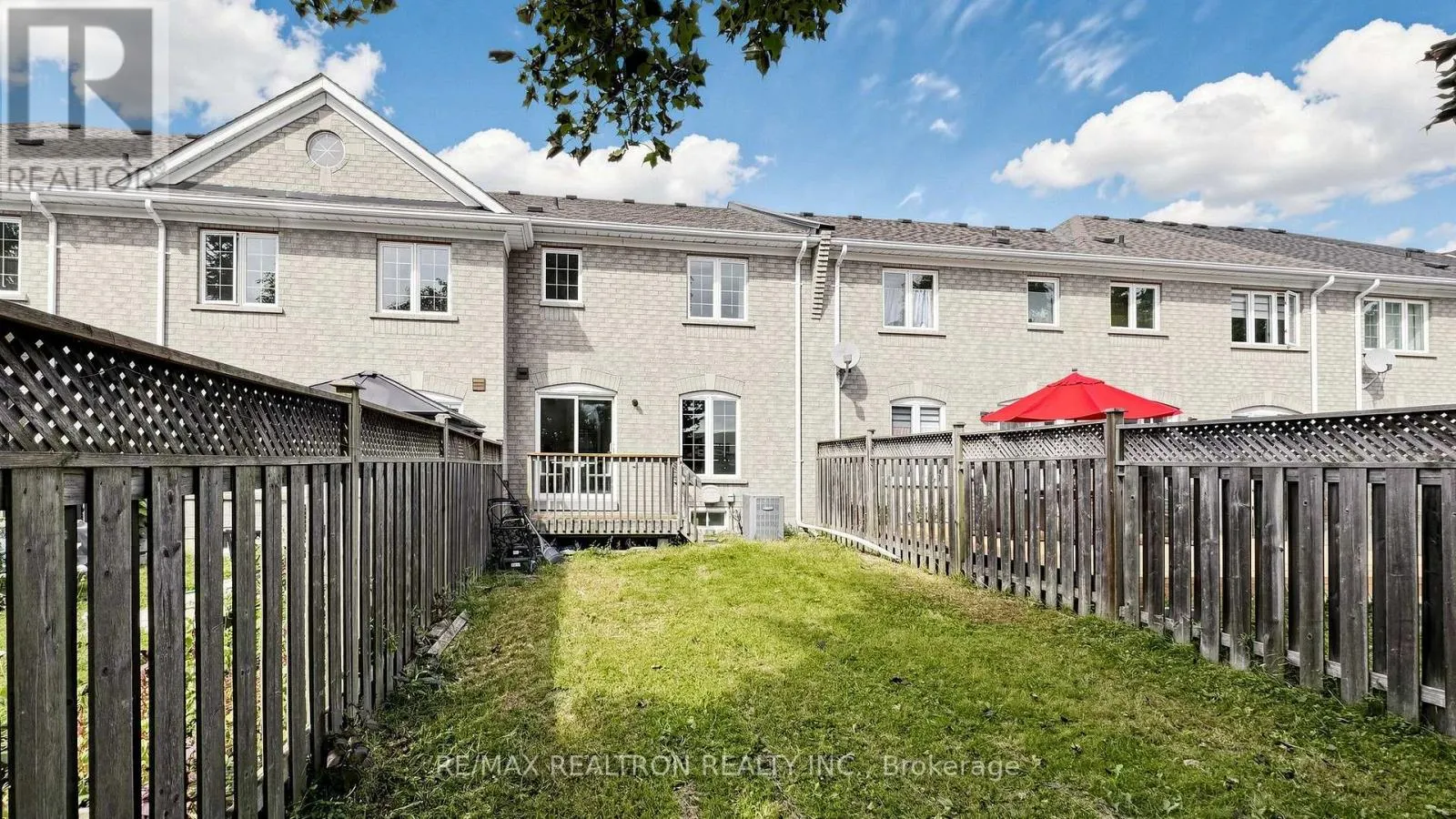 88 BANBROOKE CRESCENT
