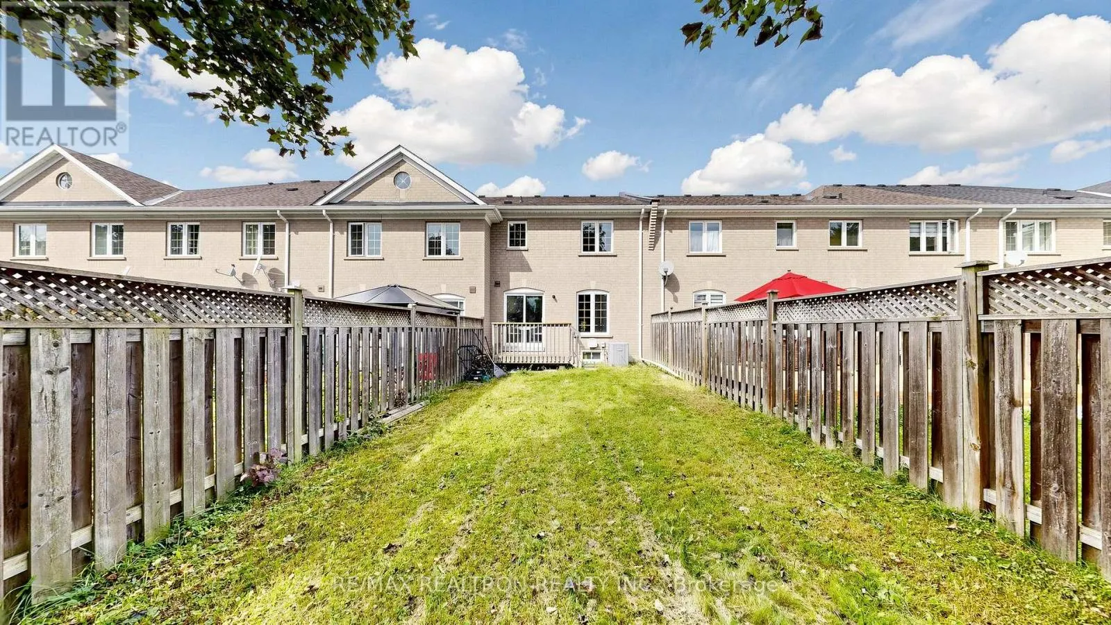 88 BANBROOKE CRESCENT