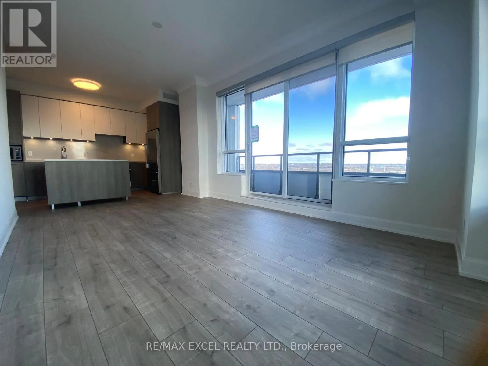 2101 - 38 WATER WALK DRIVE