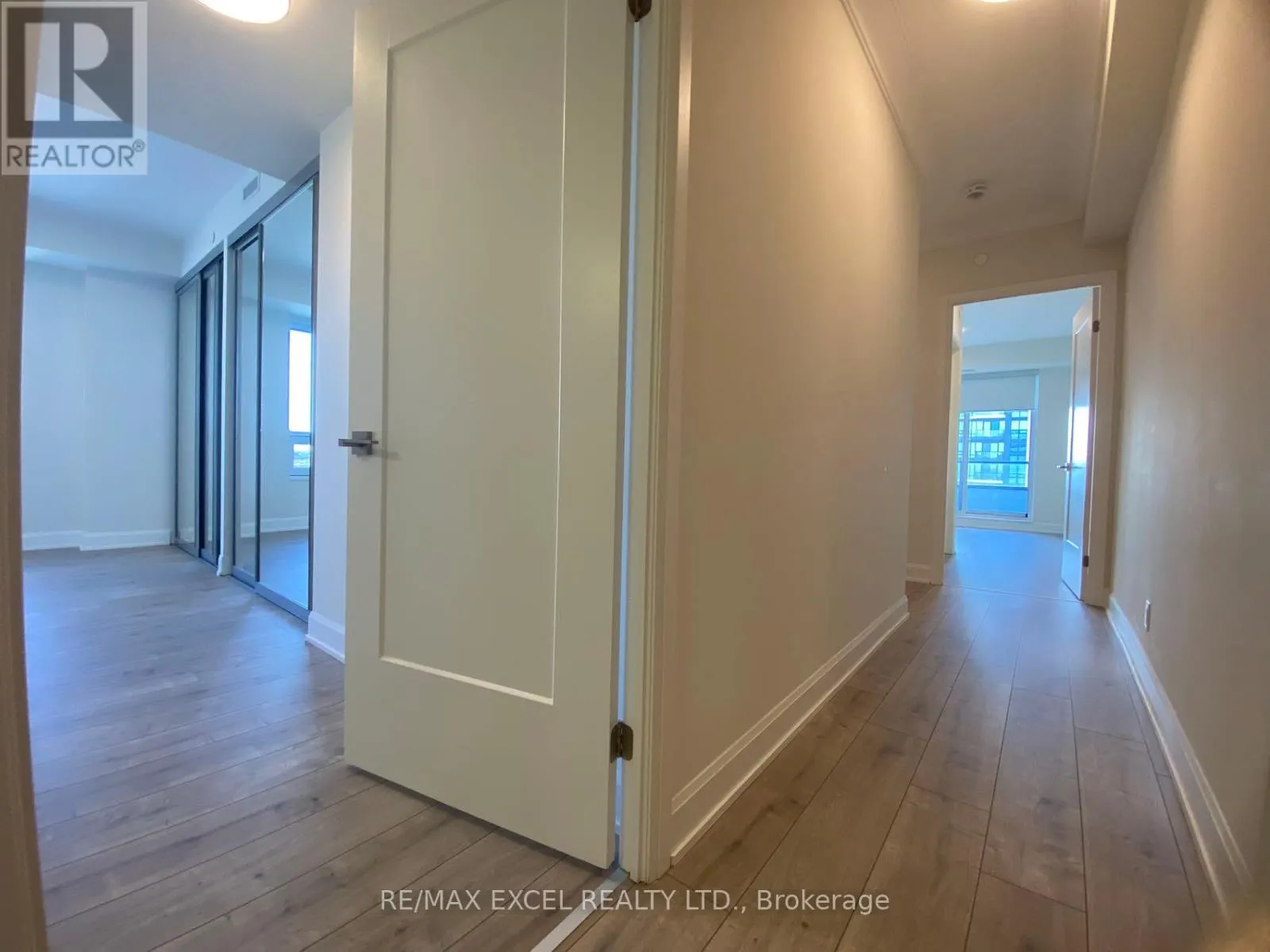 2101 - 38 WATER WALK DRIVE