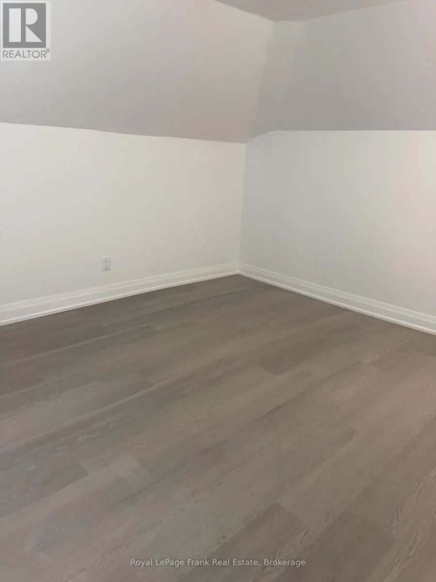 1 - 54 MAIN STREET #1
