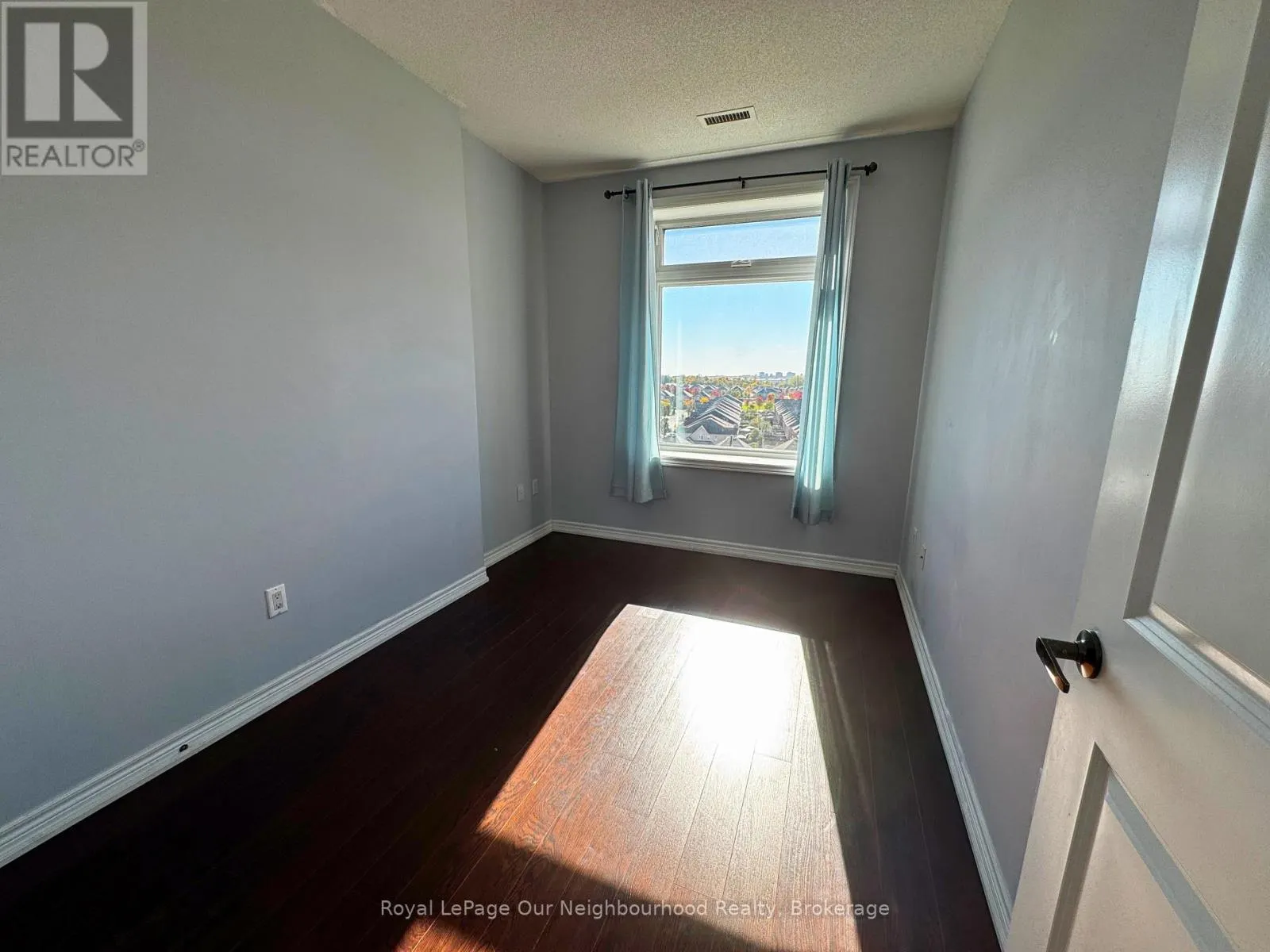 814 - 7325 MARKHAM ROAD #814