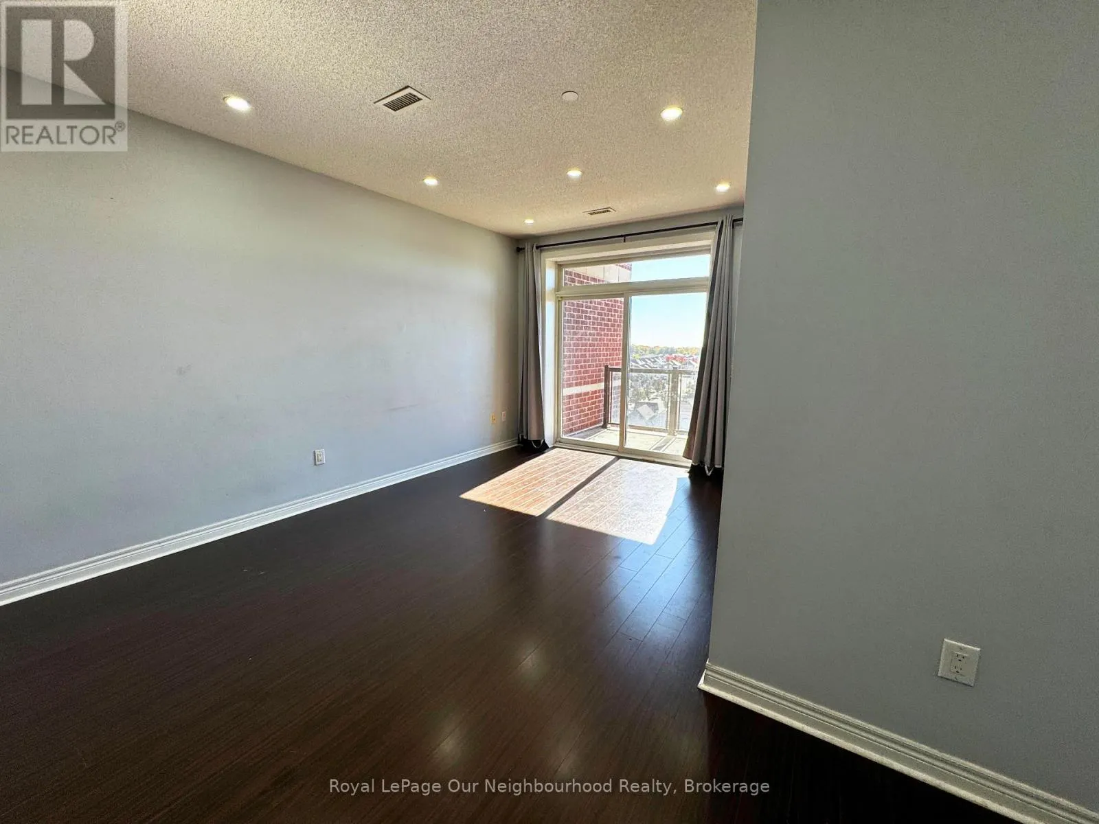 814 - 7325 MARKHAM ROAD #814