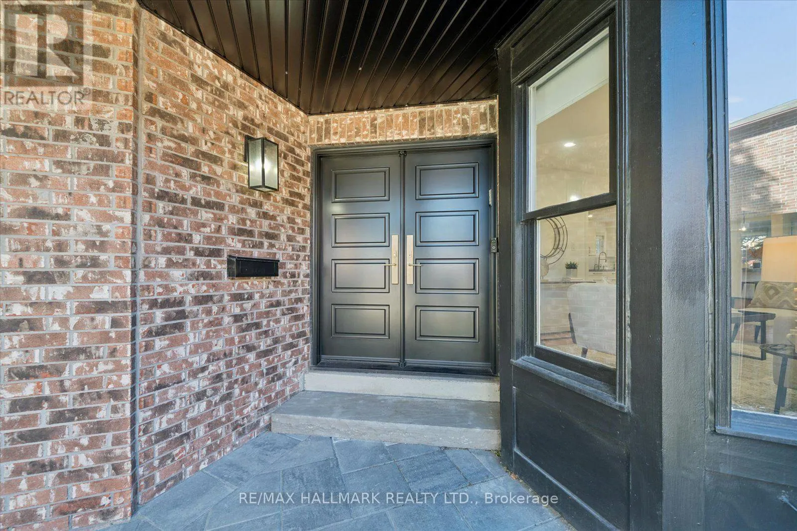 67 CHILMAR CRESCENT