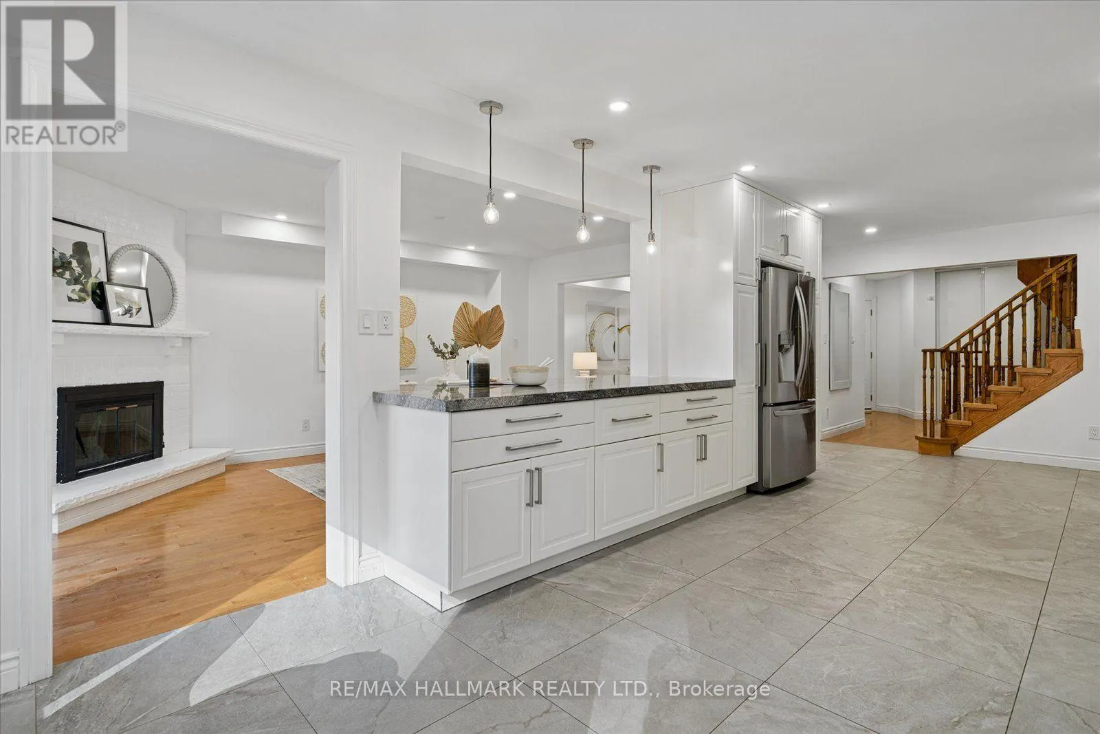 67 CHILMAR CRESCENT