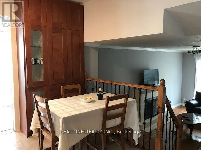 35 SPRINGHEAD GARDEN