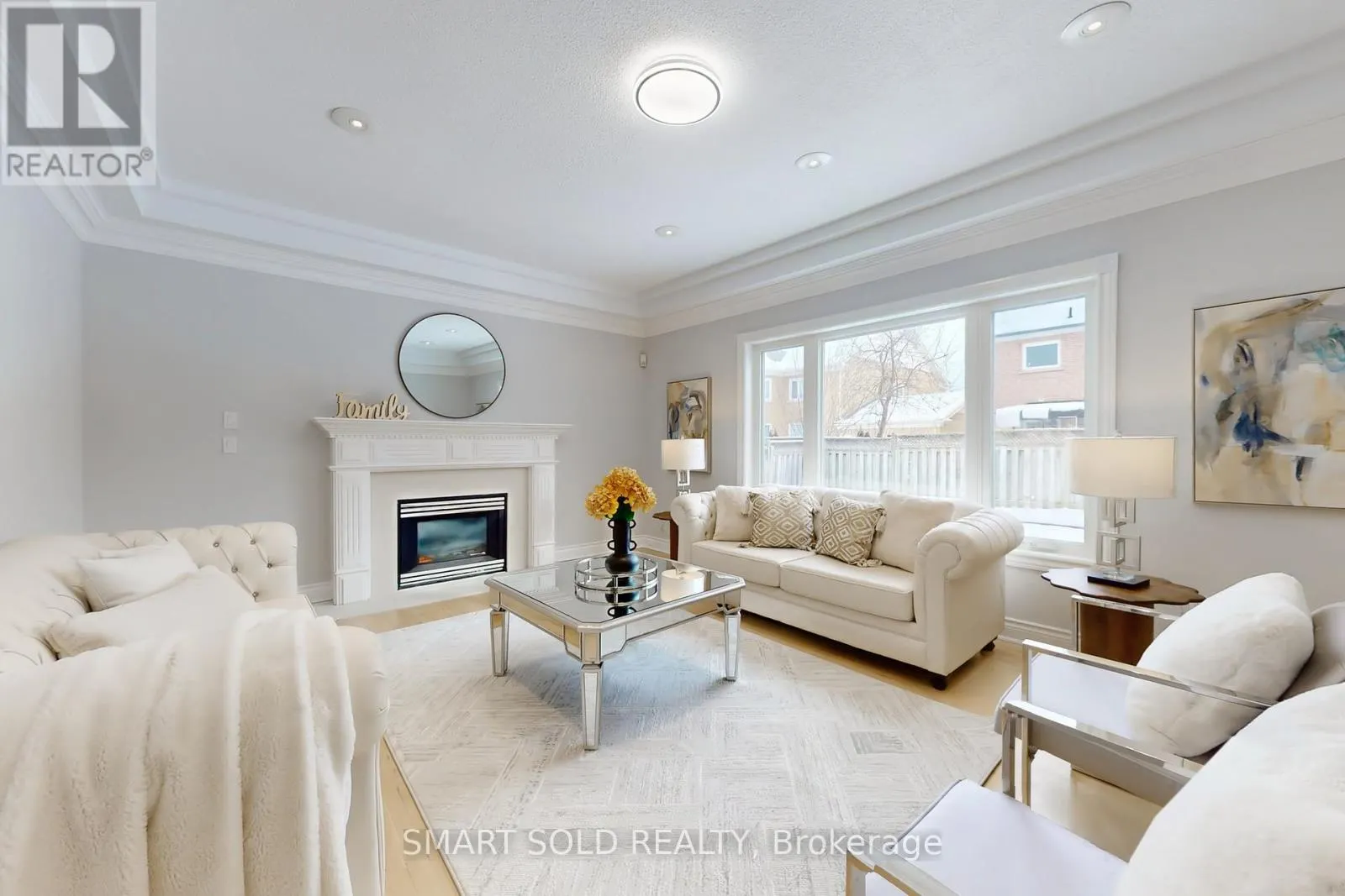 31 BLACK WALNUT CRESCENT