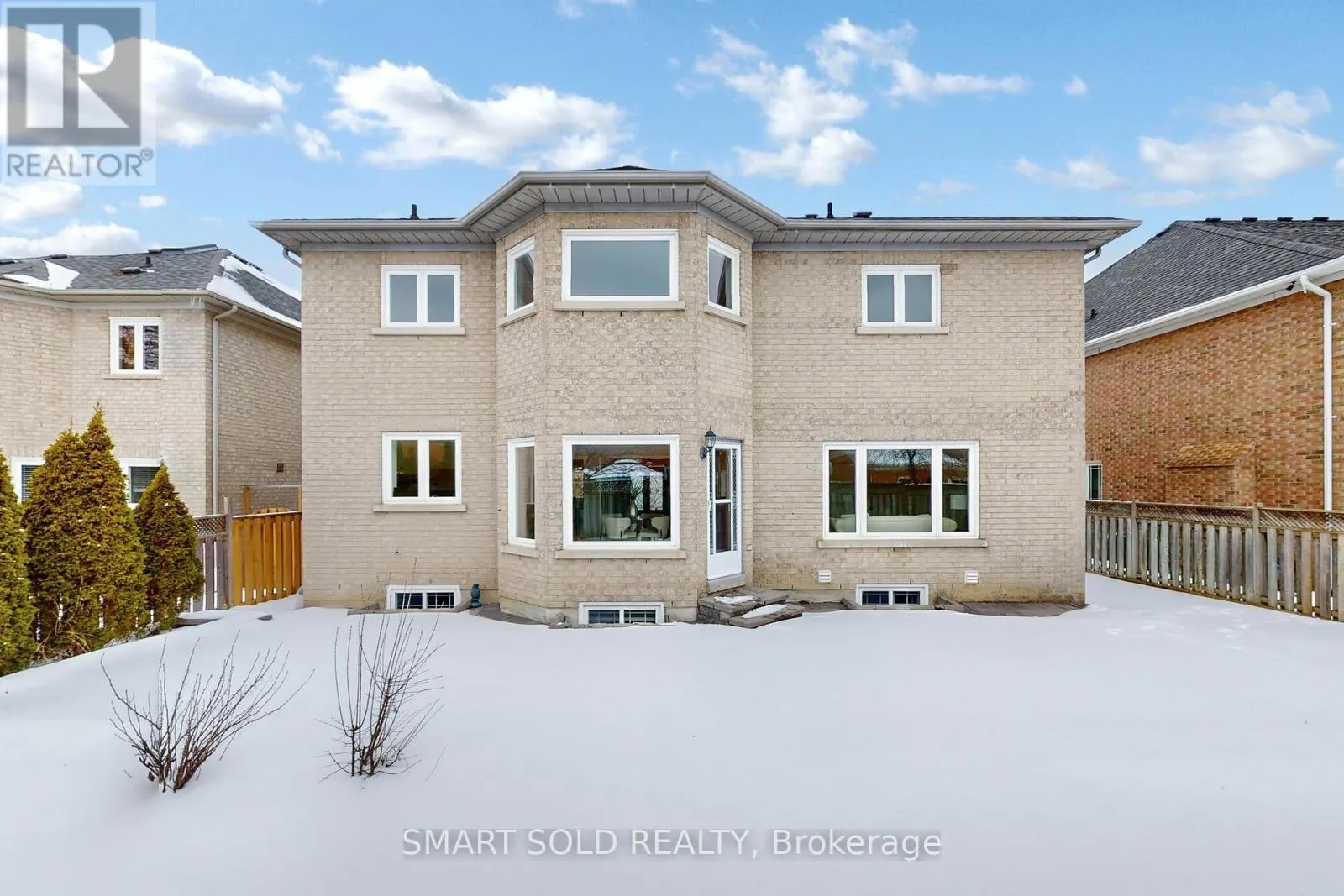 31 BLACK WALNUT CRESCENT