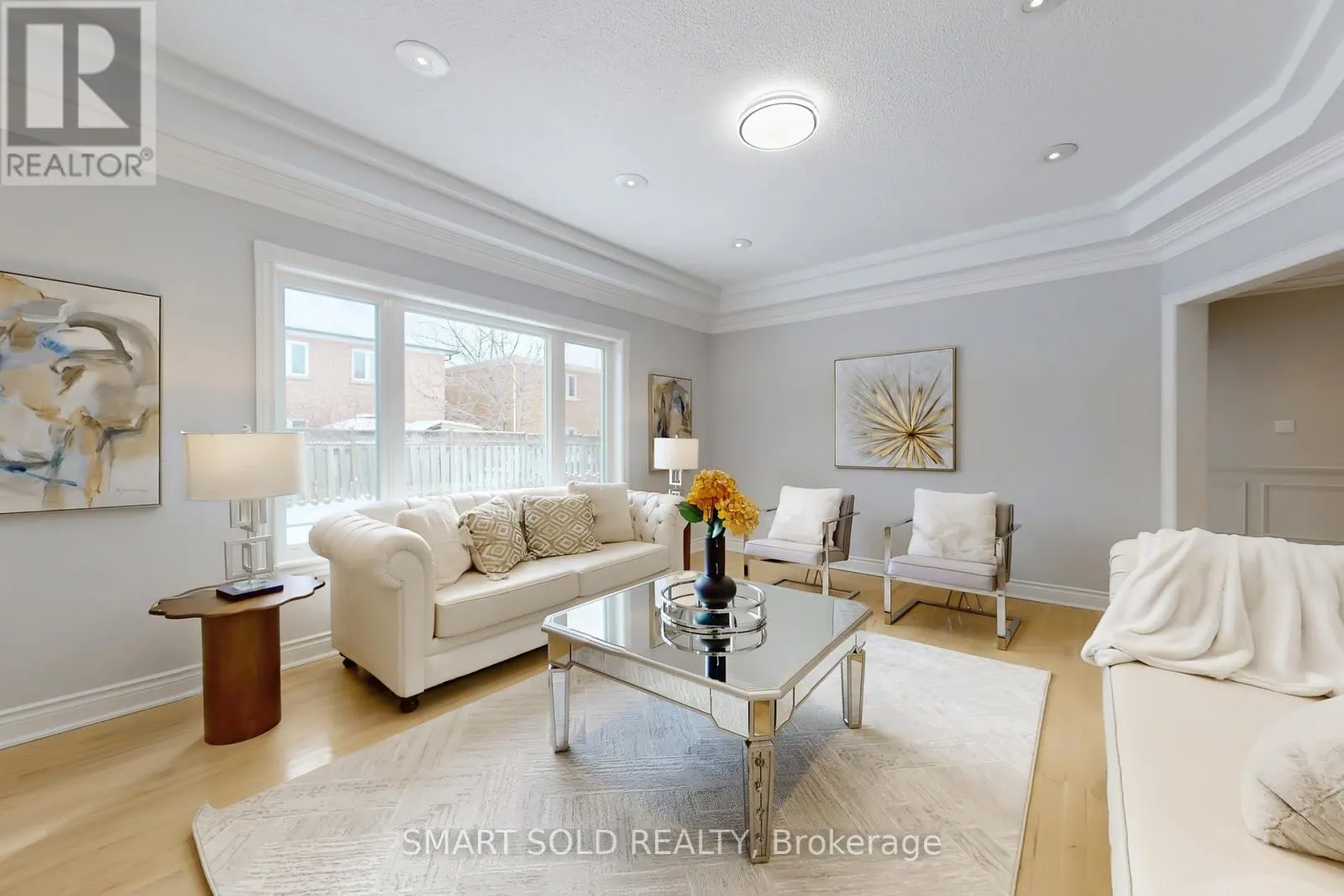 31 BLACK WALNUT CRESCENT