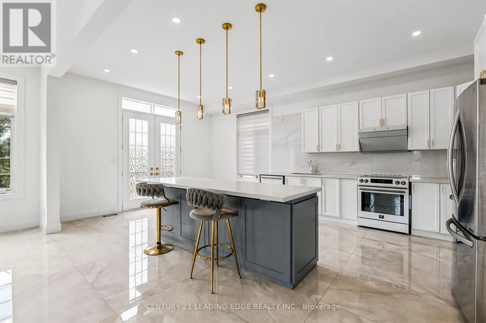 309 GIBSON CIRCLE