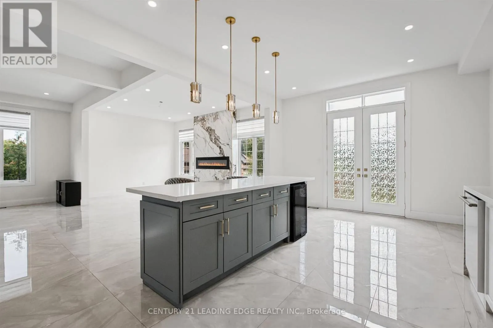 309 GIBSON CIRCLE