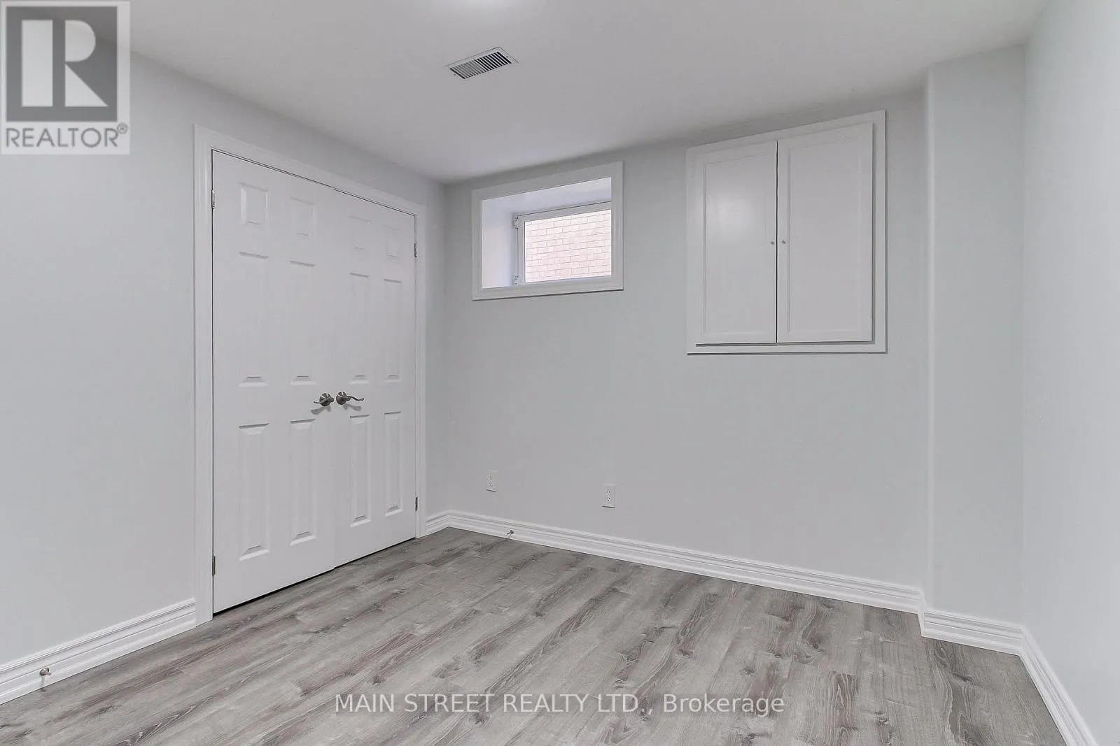83 LAURENDALE AVENUE