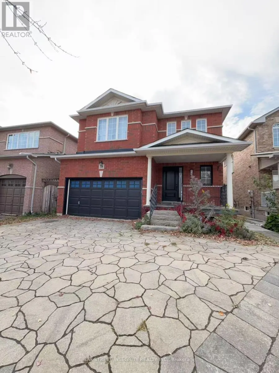 38 DELATTAYE AVENUE