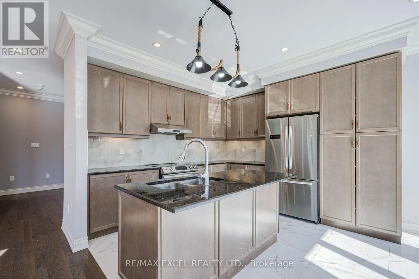 132 MEADOW VISTA CRESCENT