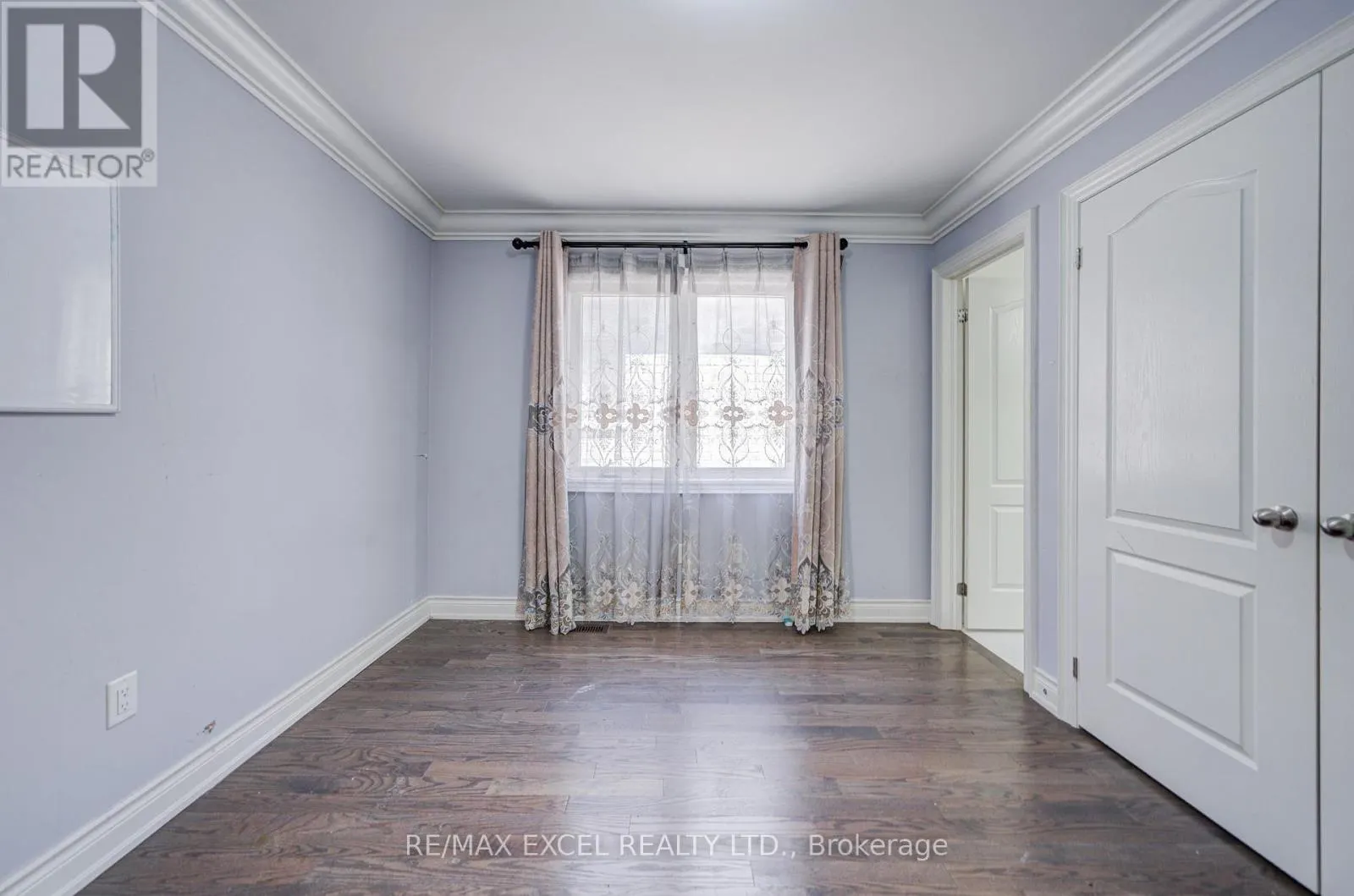 132 MEADOW VISTA CRESCENT