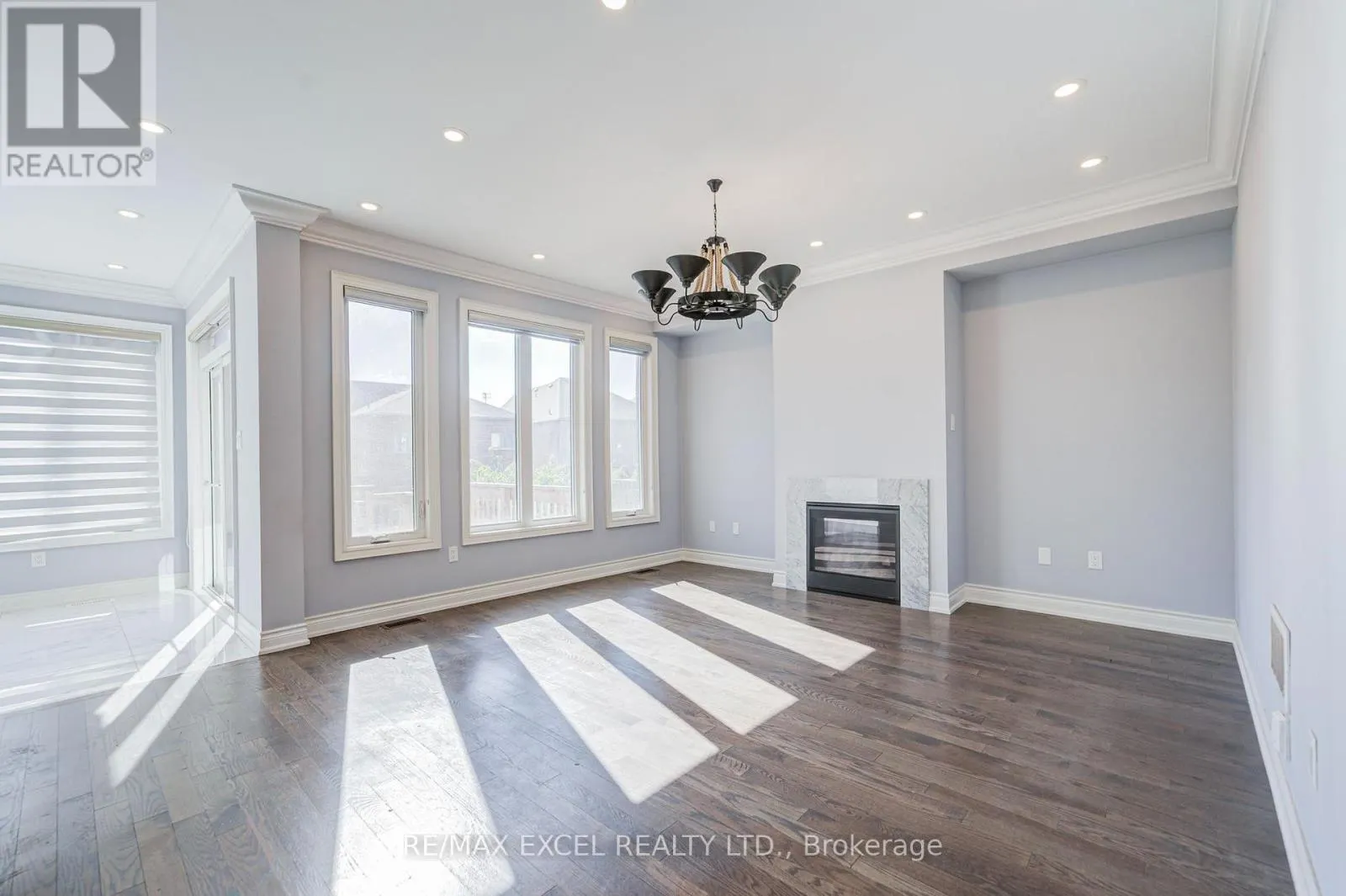 132 MEADOW VISTA CRESCENT