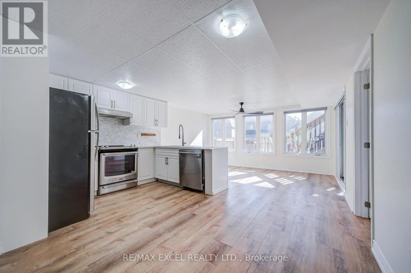 132 MEADOW VISTA CRESCENT