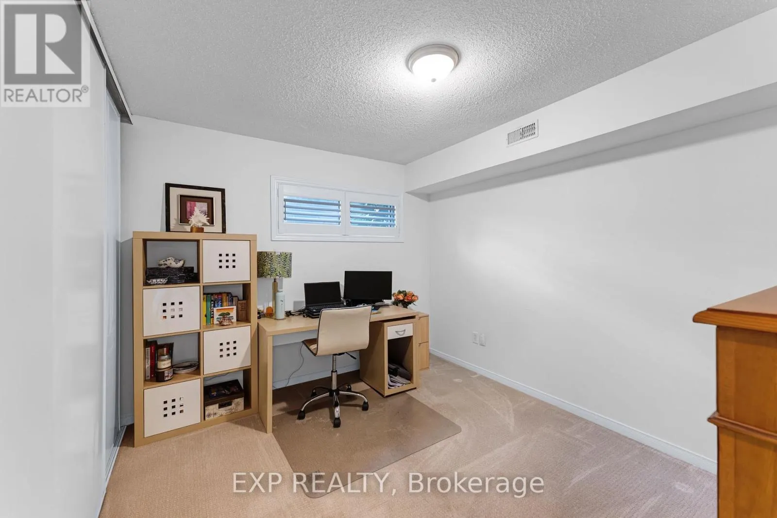 28 - 115 MAIN STREET S