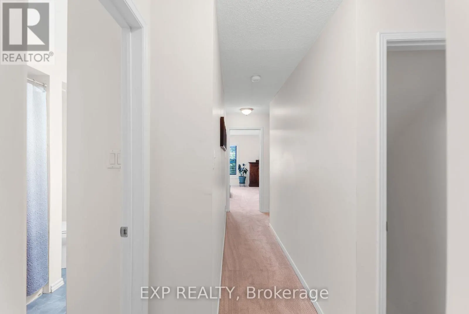 28 - 115 MAIN STREET S