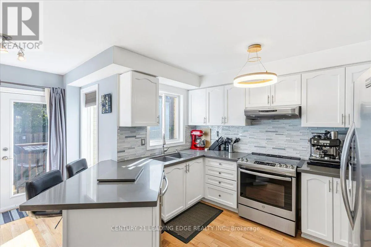 347 WOODFERN WAY