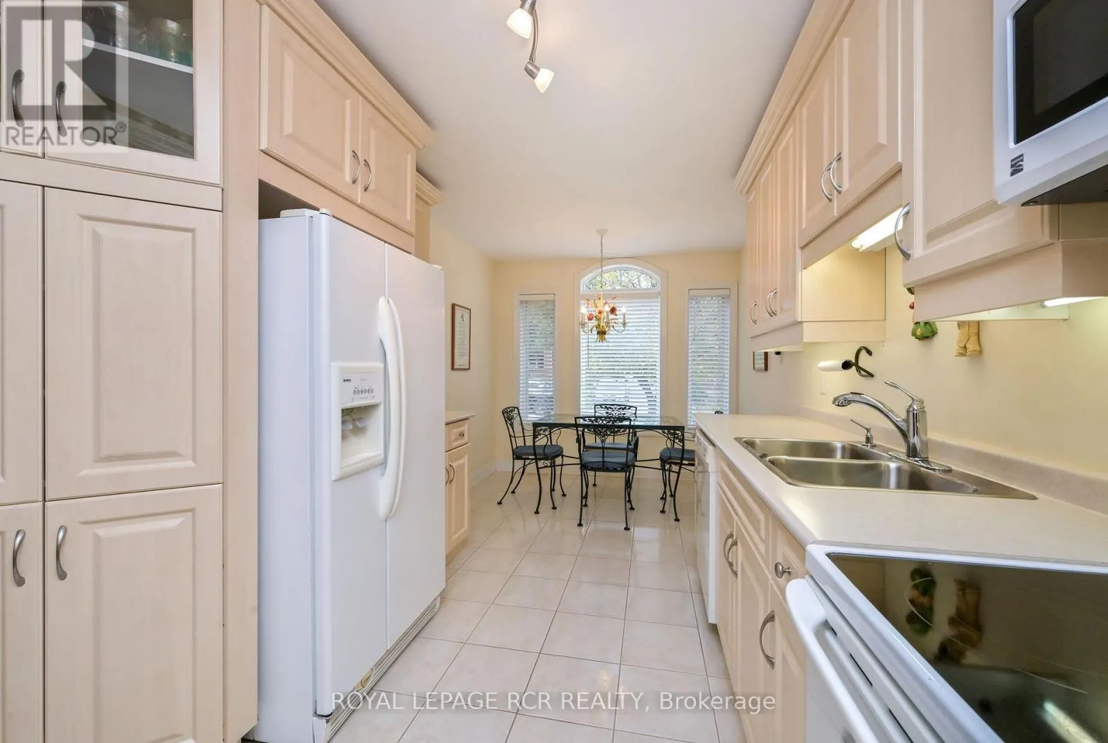 13 MONTEBELLO TERRACE