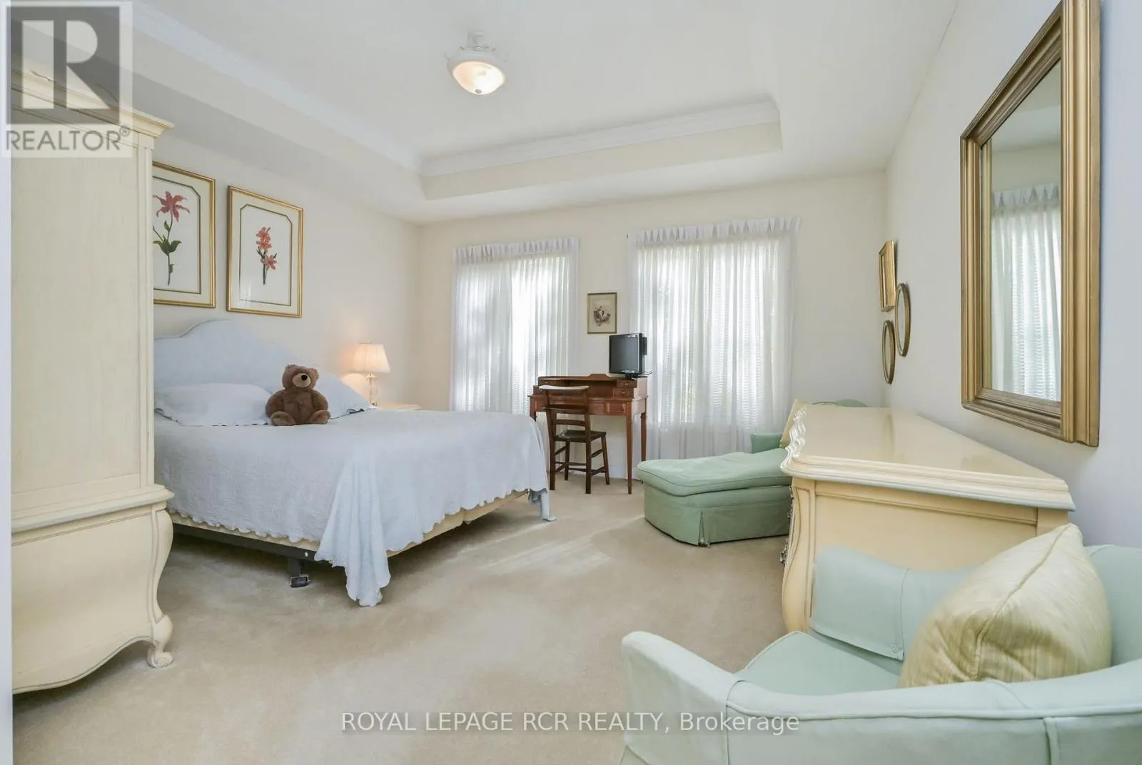 13 MONTEBELLO TERRACE
