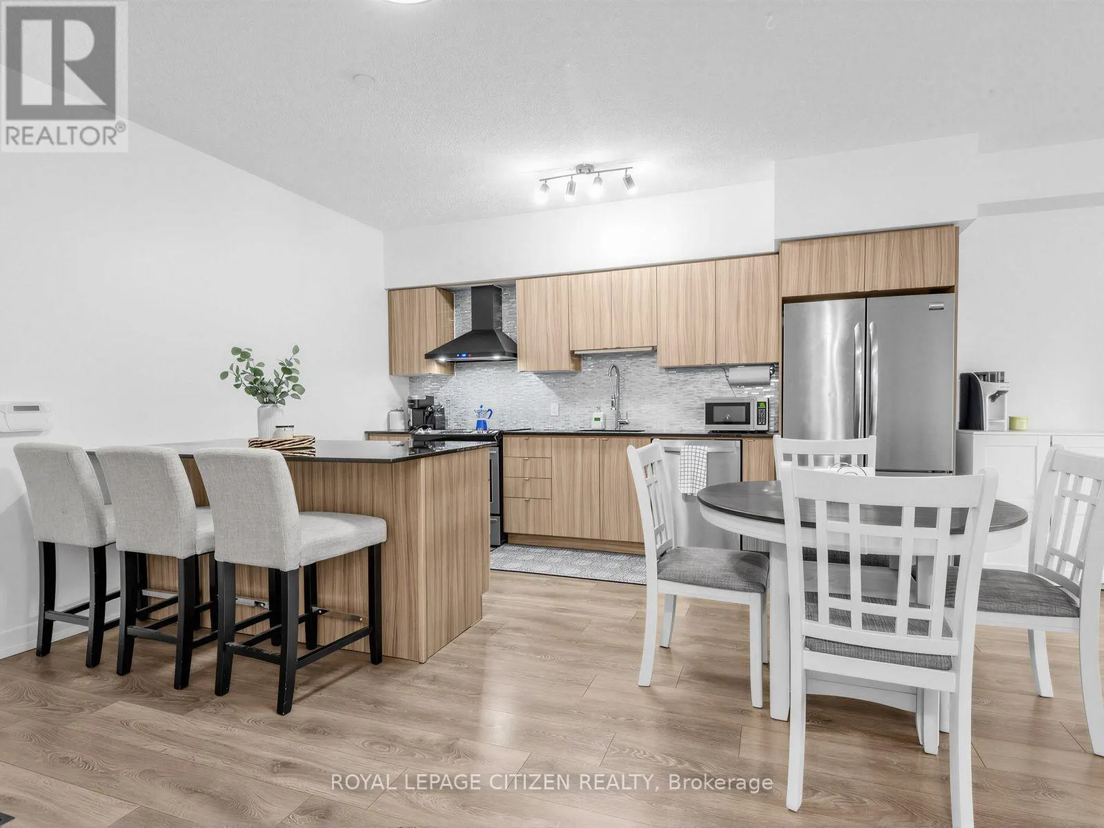 309 - 69 BOYNE STREET