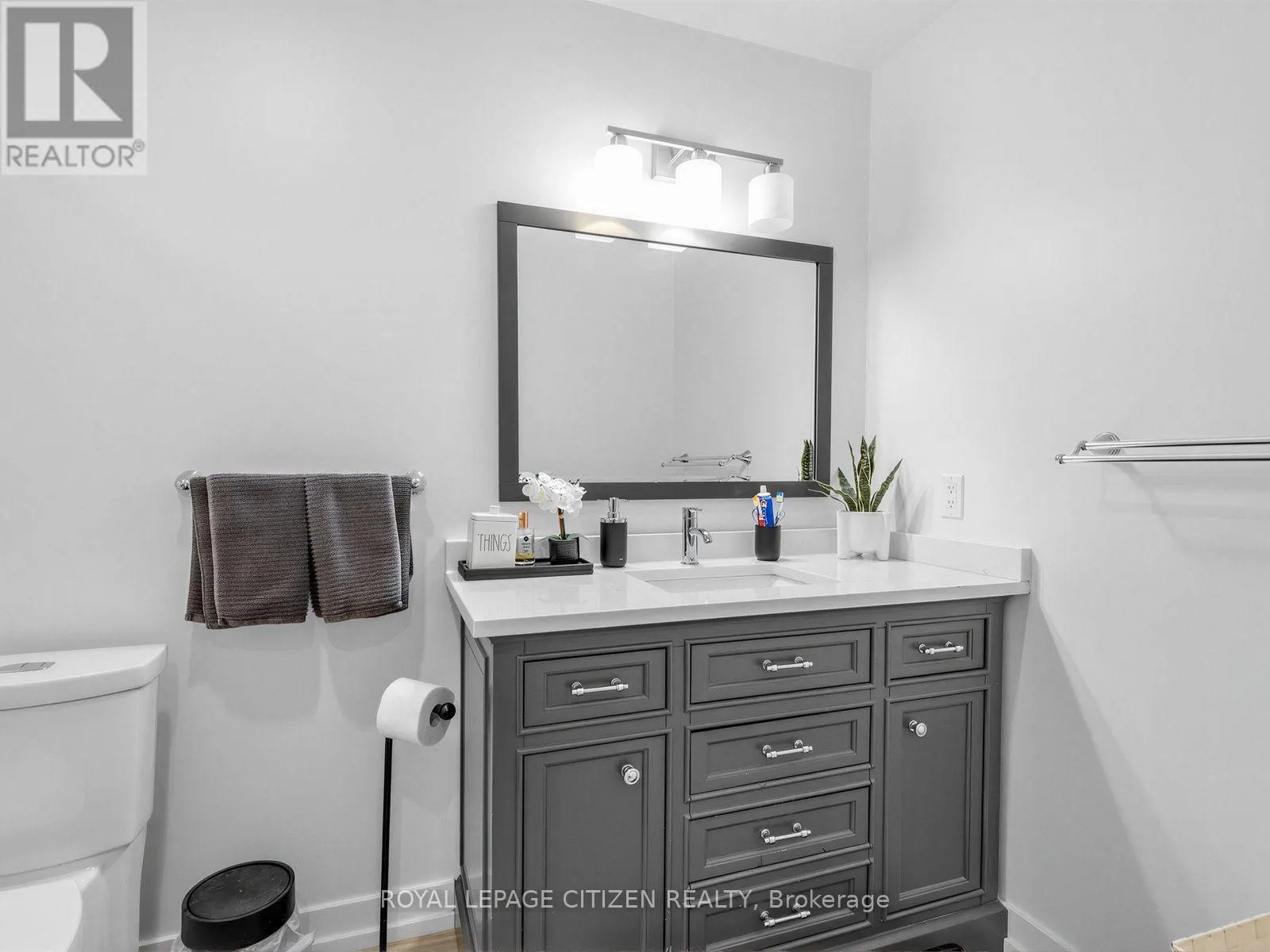 309 - 69 BOYNE STREET